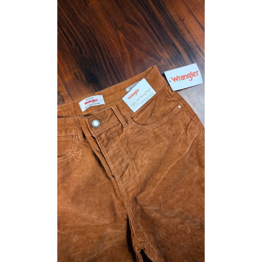 Wrangler High Rise Fierce Flare Rodeo Western Corduroy Festival Boho NWT - Picture 4 of 6